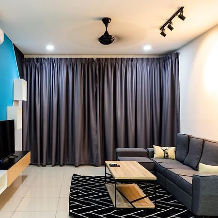 Southwest Designer Suite By D Imperio Homestay Penang Bayan Lepas Buitenkant foto