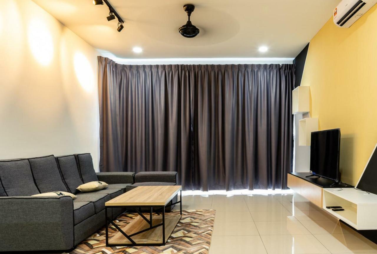 Southwest Designer Suite By D Imperio Homestay Penang Bayan Lepas Buitenkant foto